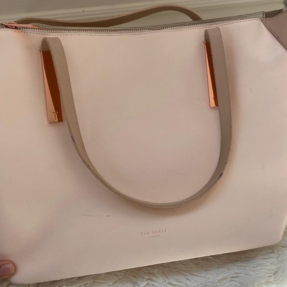 Striking colorblock pink & rose gold Ted Baker bag - Picture 8 of 9